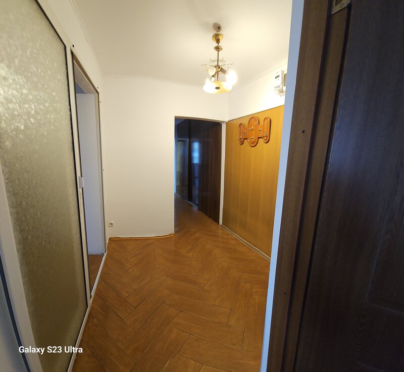 Titan, Metrou 1 Decembrie 1918,